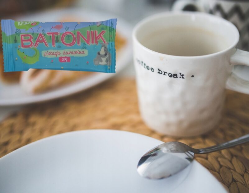KRUKAM Batonik daktylowy pistacja - żurawina 20 g - obrazek 3