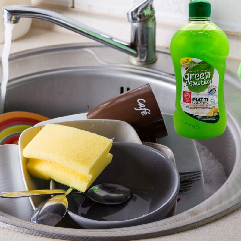 Płyn do mycia naczyń Green Emotion CYTRYNA 0,5 l Hipoalergiczny - obrazek 2