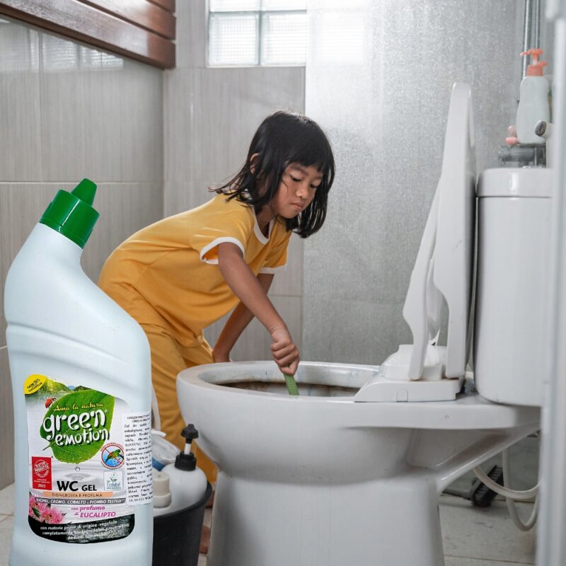 Żel do WC Green Emotion 0,75l czyszczenie i od kamienienie toalet EKO - obrazek 3
