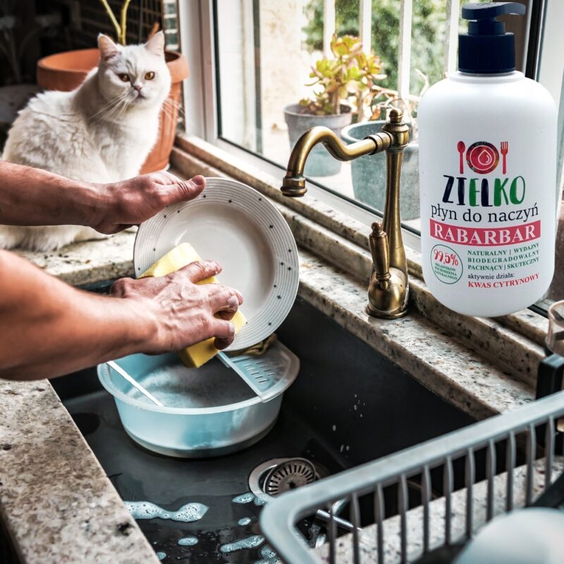 Płyn do mycia naczyń Zielko RABARBAR 0,5 l - Naturalny i skuteczny - obrazek 4
