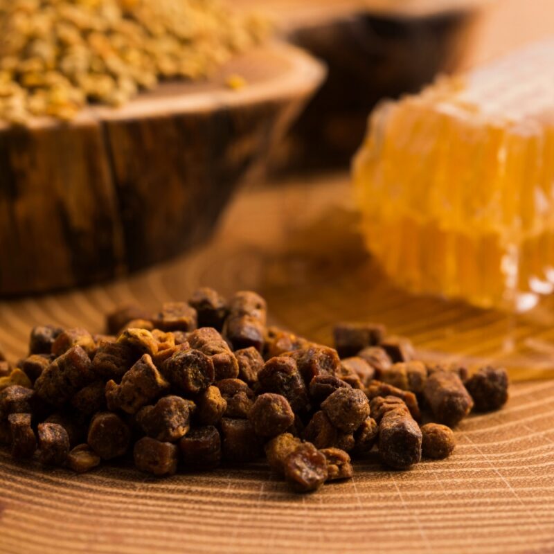 Naturalny Miód z propolisem kremowy 1100g Aż 5% propolisu Miód propolis - obrazek 6