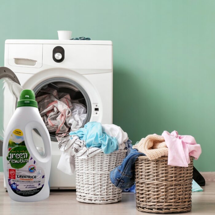 Hipoalergiczny płyn do prania tkanin Ecolabel LAWENDA Green Emotion 1500ml - obrazek 2